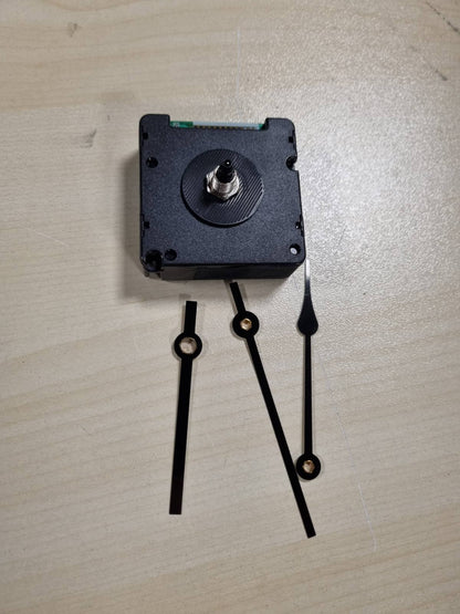 215885 - TFA DOSTMANN Mekanizma orësh, 60.3518.01, me set dorezash 'bëje vetë', për orë të kontrolluara me radio, Mekanizma orësh me bateri, për riparim, për dekorim, i zi