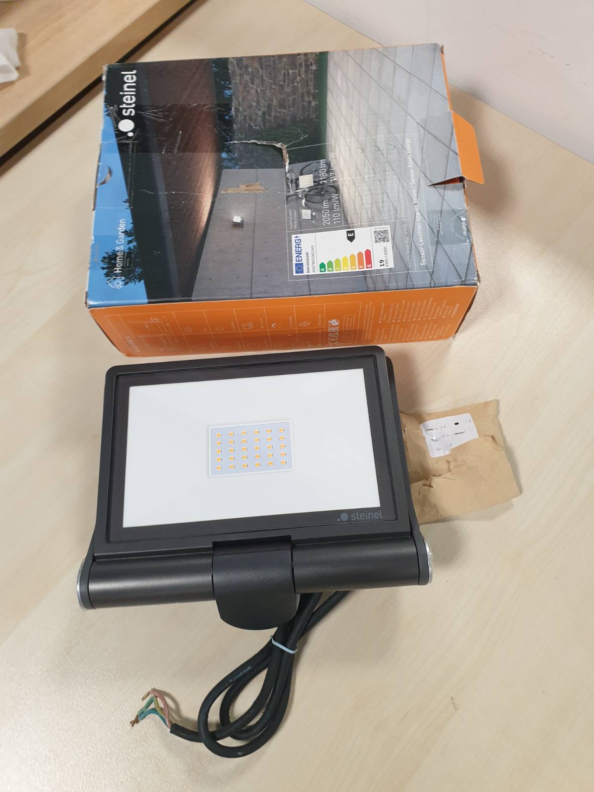 217170 - STEINEL Dritë drite LED për jashtë XLED ONE S antracit, detektor lëvizjeje 180°, 18.6 W, 2050 lm, 3000 K, alumini