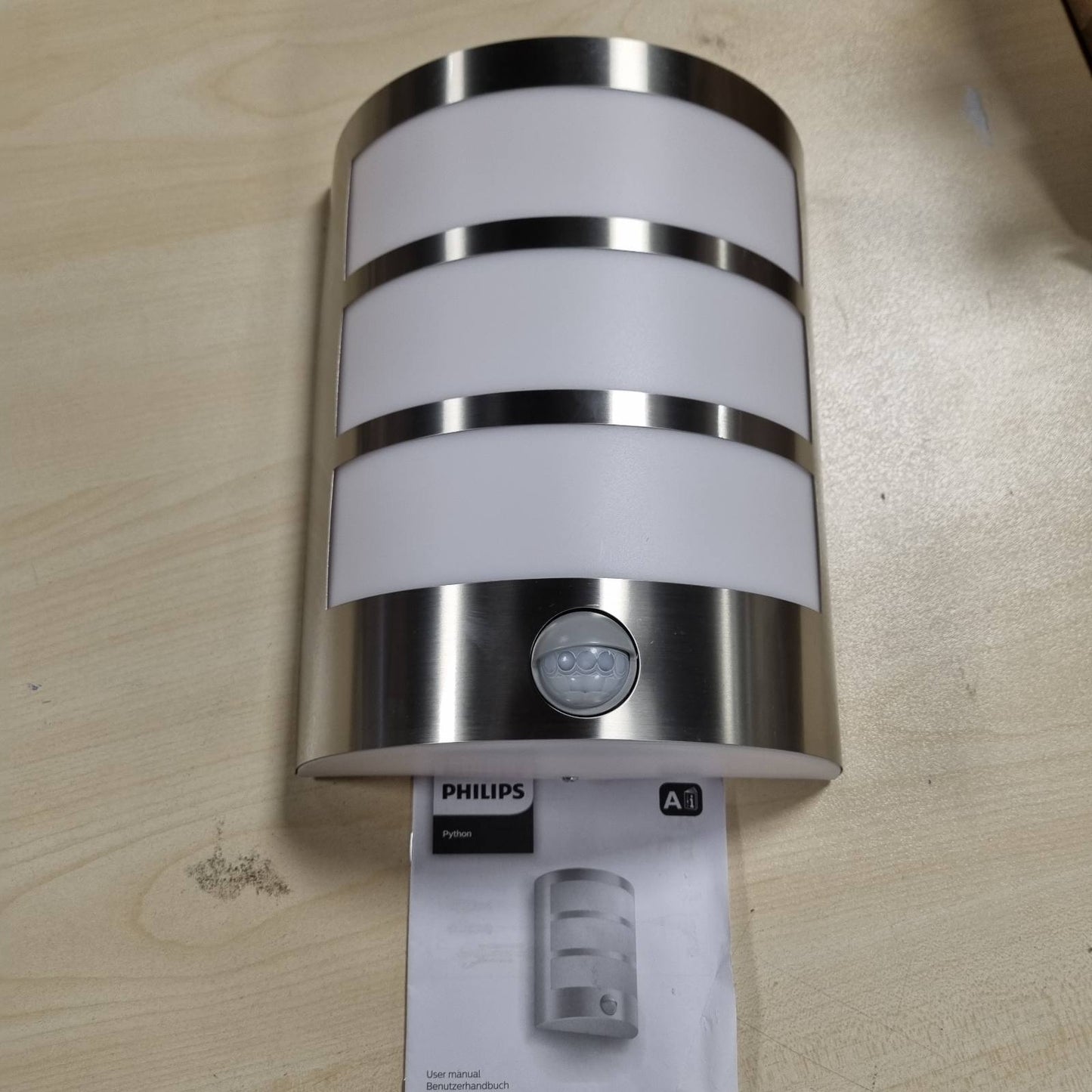 217260 - PHILIPS Dritë muri LED për jashtë myGarden Python, me sensor lëvizjeje, 6 W, çelik inox, argjend