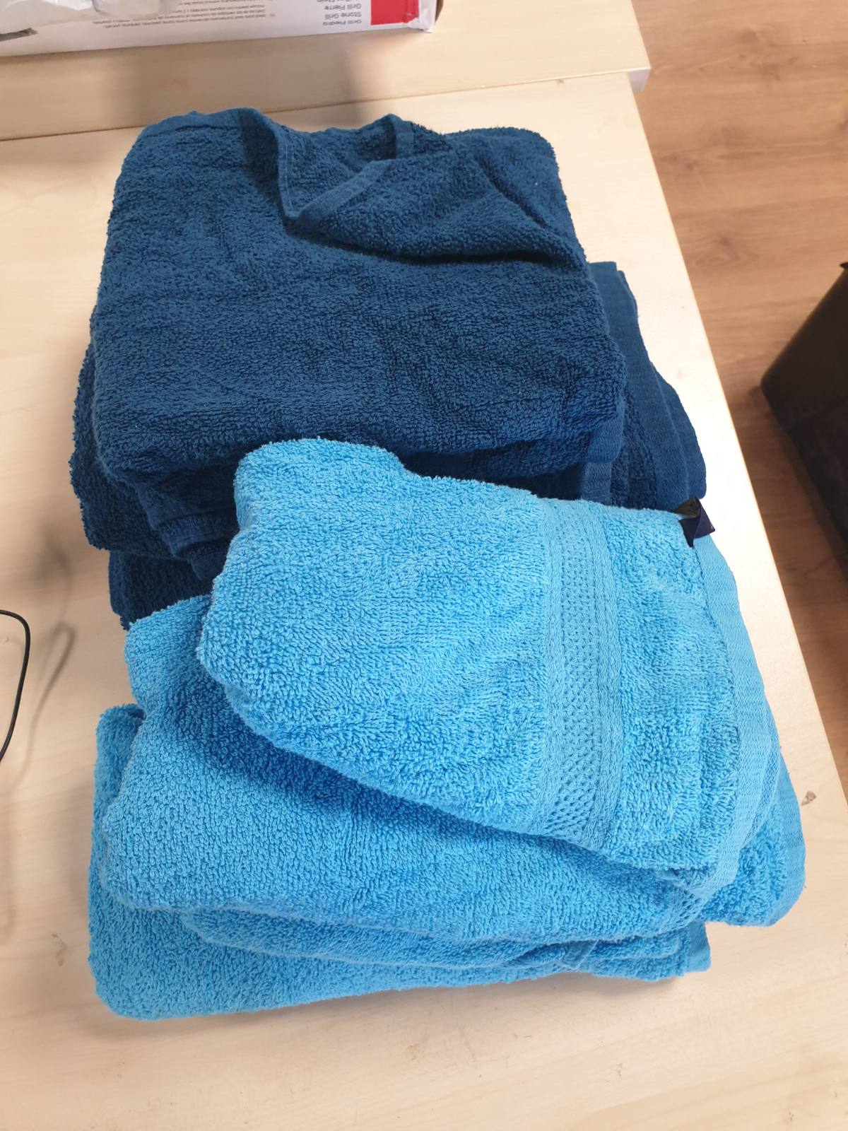 217330 - KOMFORTEC Set peshqirësh 8 pjesë, 100% pambuk, 4 peshqirë banjoje 70x140 cm, 4 peshqirë duarsh 50x100 cm, ngjyrë turkeze/petroli