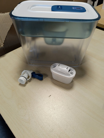 217399 - BRITA Flow XXL Rezervuari i Filtrit të Ujit 8.2L, përfshirë 1x fishek MAXTRA PRO Pure Performance, shpërndarës i përshtatshëm për frigorifer për familjet dhe zyrat