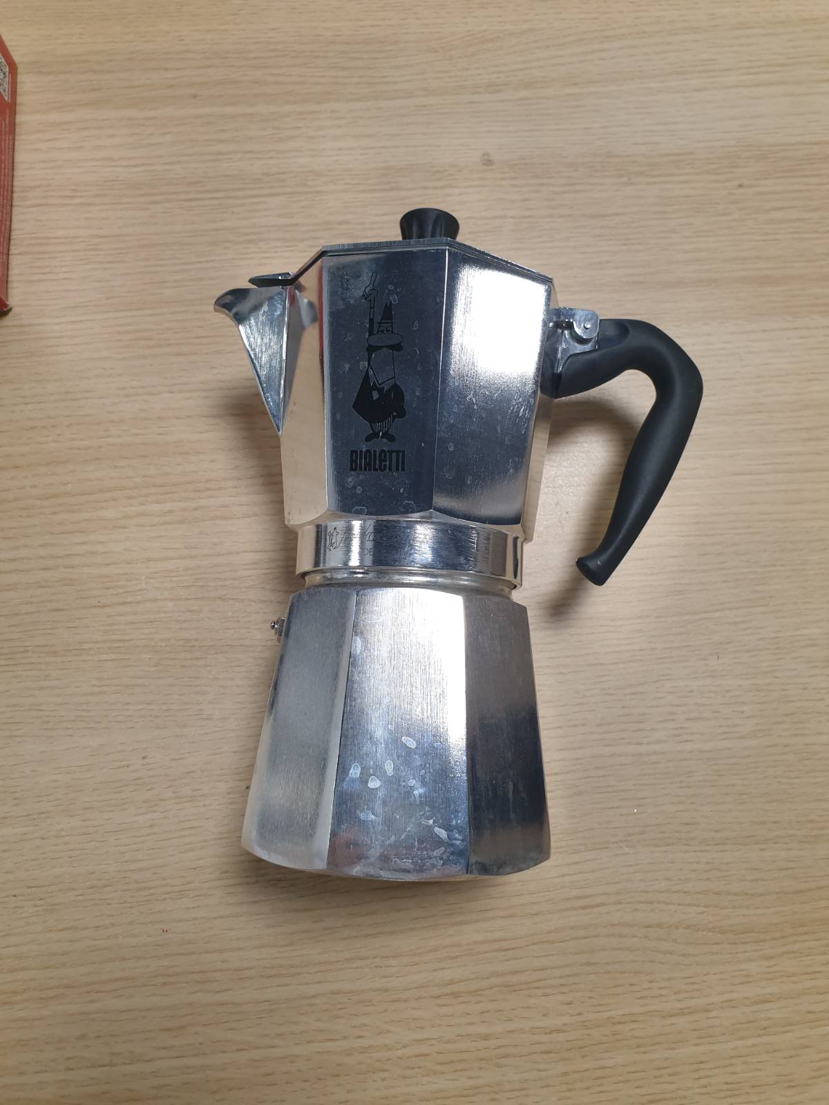 217457 - BIALETTI Moka Express, makinë kafeje alumini për 9 gota, 420 ml, argjendi