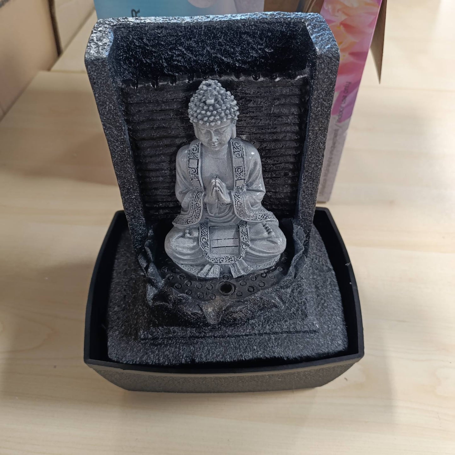 217774 - ZEN'LIGHT - Shatërvan i Brendshëm Nirvana, Ujëvarë me Ndriçim Buda dhe LED të Bardhë, Dekor Modern Zen, Ideal për Meditim dhe Relaksim, Feng Shui, Lartësia 26cm, Gri