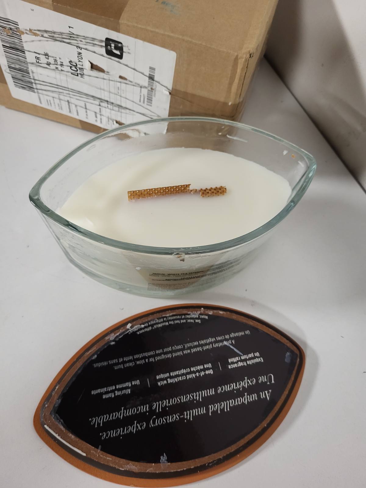 217858 - WoodWick Qiri aromatik Ellipse | Çaj i bardhë dhe jasemin | Koha e djegies: deri në 50 orë
