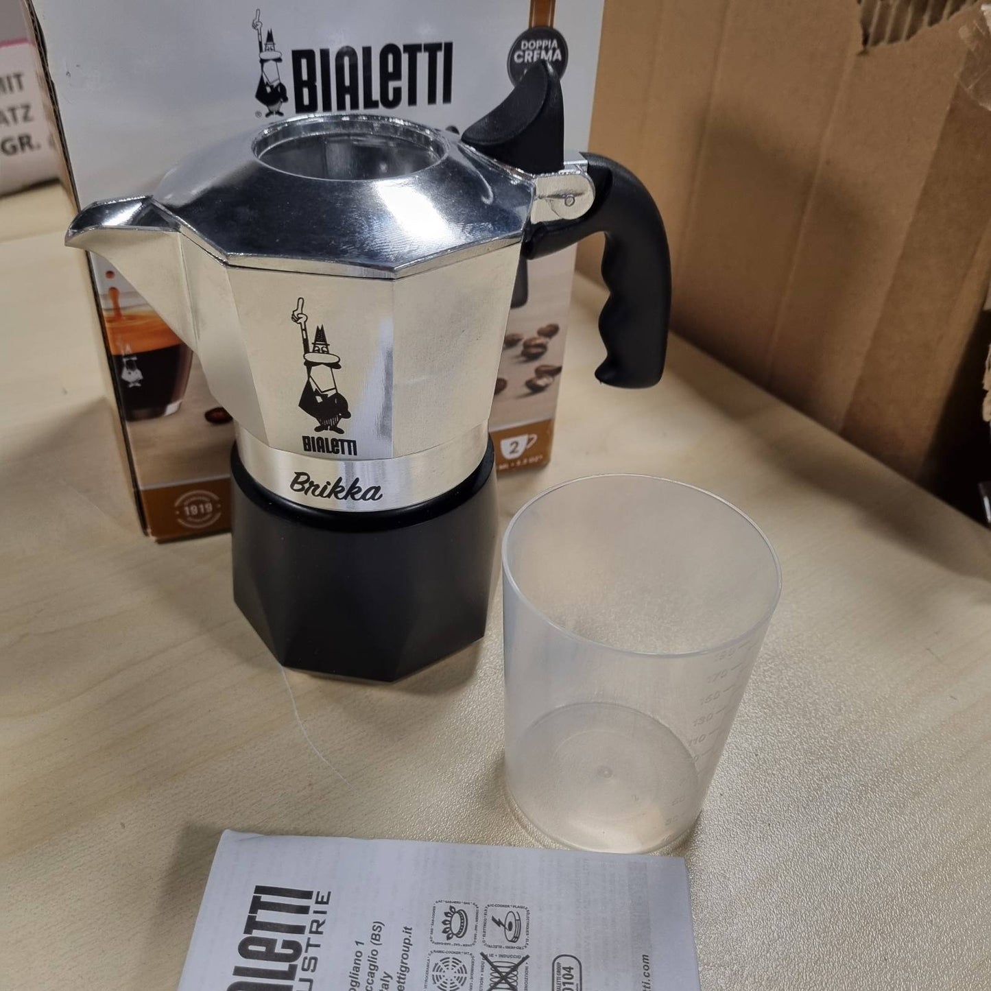 217886 - BIALETTI Moka Kazan New Brikka 2023, 2 filxhanë, Alumini, e vetmja aparat kafeje e aftë të bëjë një ekspres kremoz
