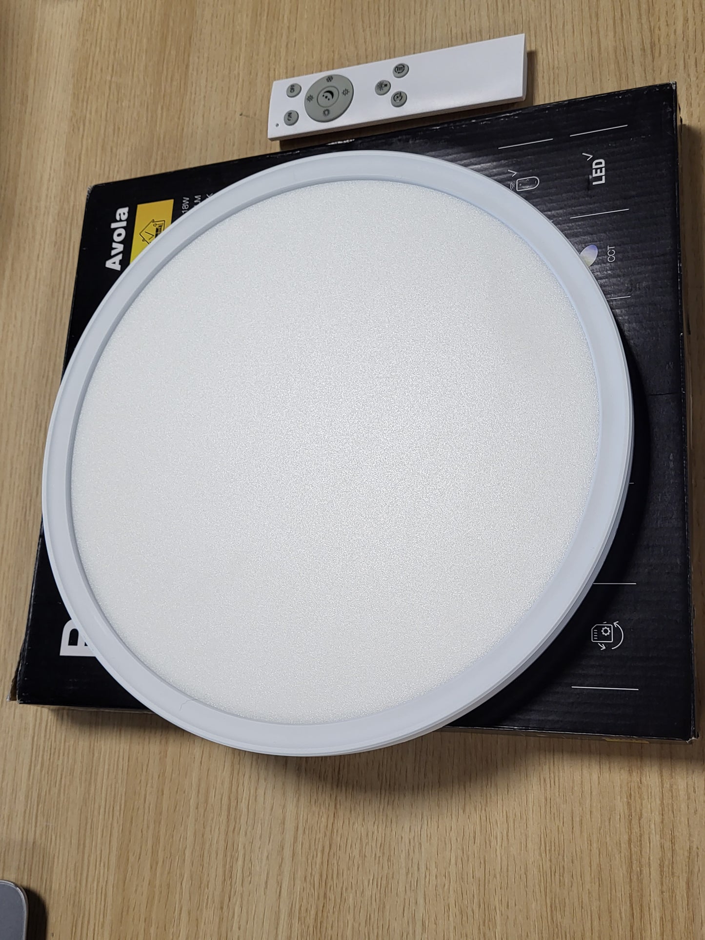 219320 - LUMARO Ndriçues tavani LED i rrumbullakët me panel LED të errësueshëm Ø 29 cm, 2400 lumen, dritë nate 2700/6500K CCT, me telekomandë dhe kohëmatës, për dhomën e ndenjes, dhomën e gjumit dhe zyrën
