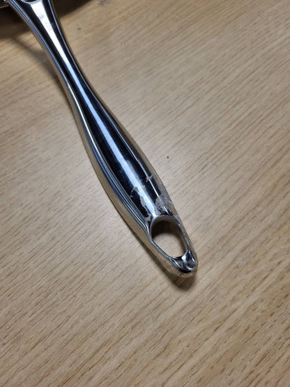 221279 - BEKA - Tigan prej çeliku inox për skuqje Chef 26 cm, i bardhë
