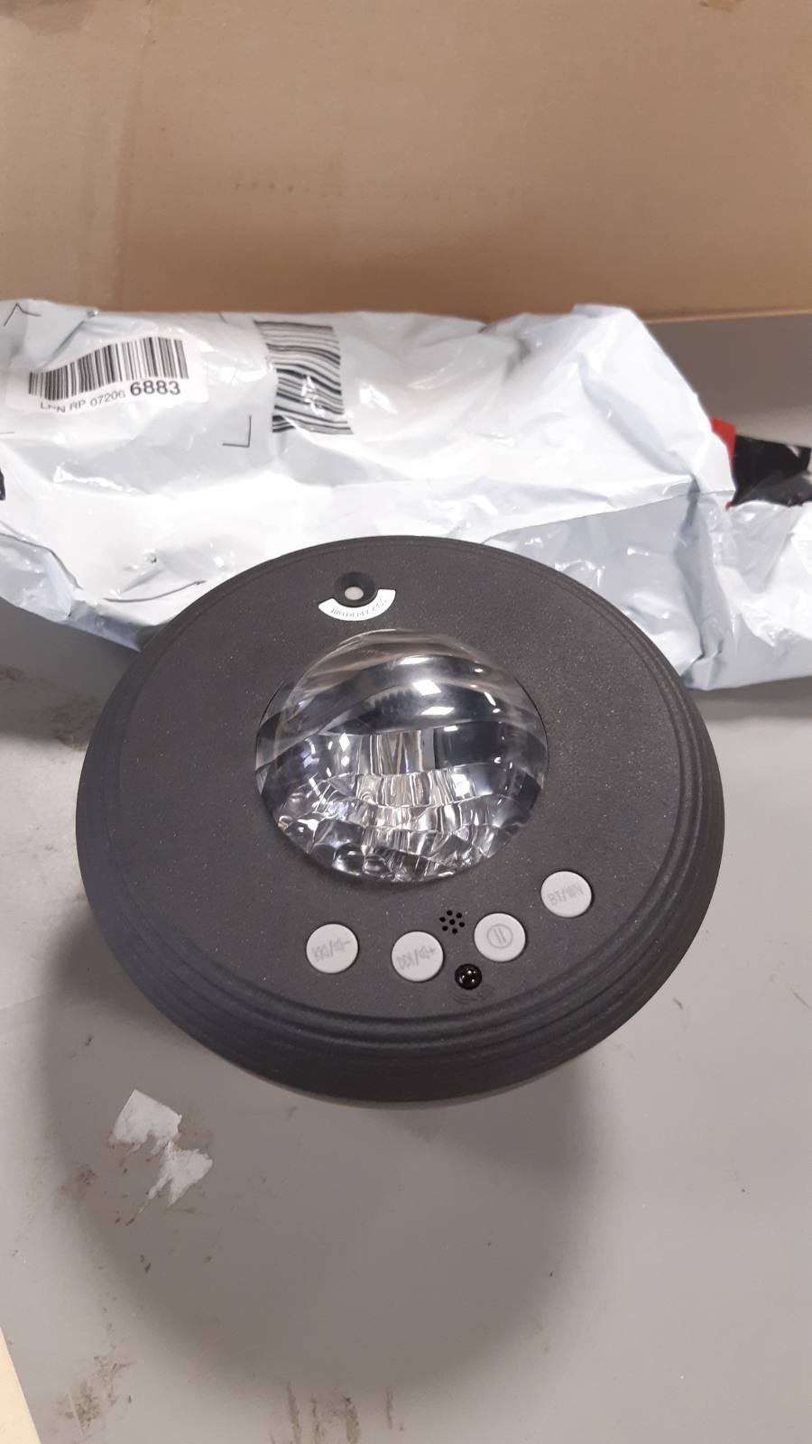 221293 - PROJEKTOR Projektori Yjor WIFI Aurora Galaxy, Errësim RGB, Altoparlant Bluetooth 5.0, Telekomandë IR, Kontroll Zëri, Kohëmatës, Dritë Nate me 8 Tinguj të Bardhë