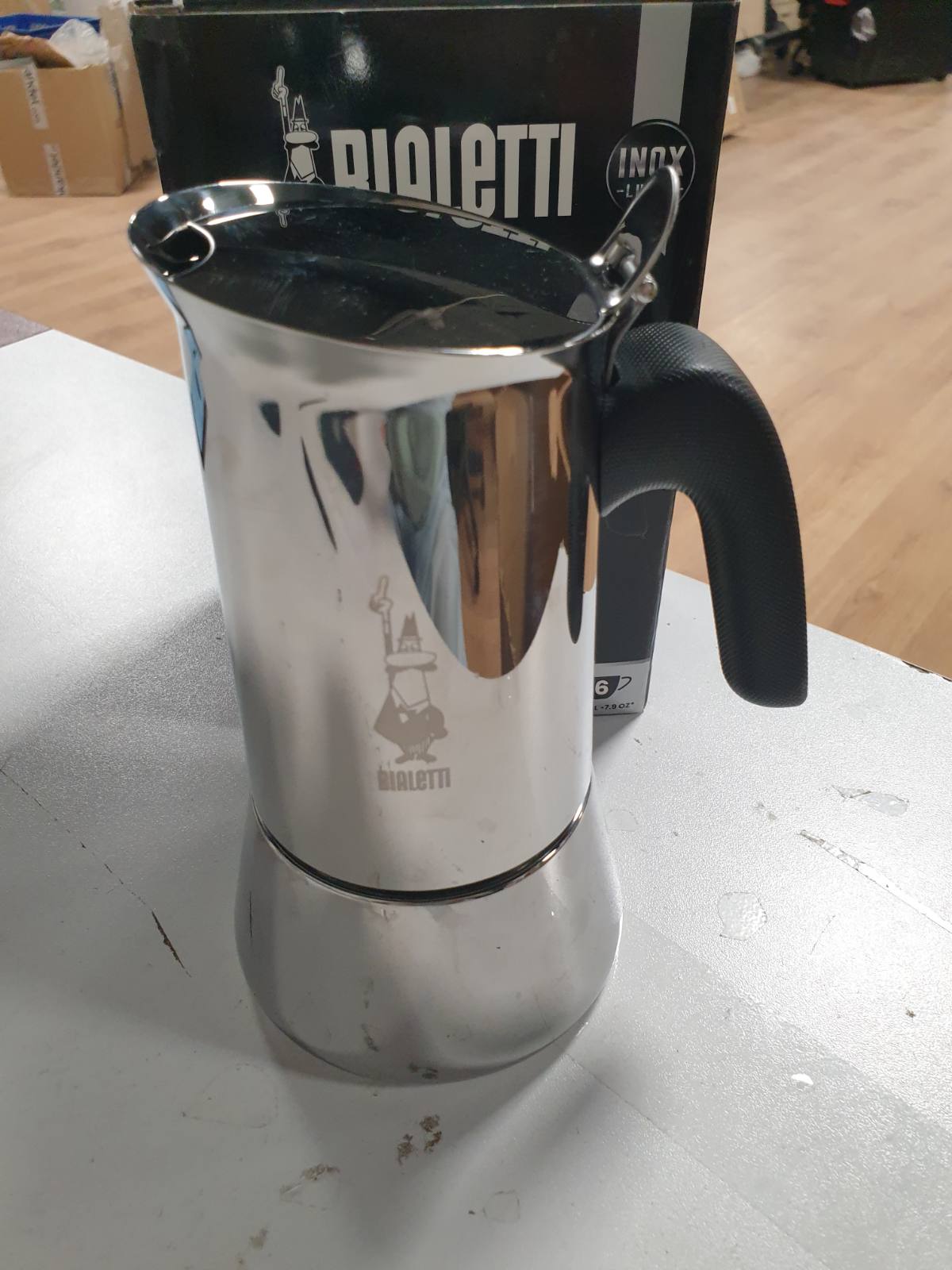 221665 - Bialetti Makinë kafeje e re Venus me induksion për espresso, Pllakë gatimi prej çeliku inox, e përshtatshme për të gjitha burimet e nxehtësisë, 6 gota, alumini, 235 ml, argjendi