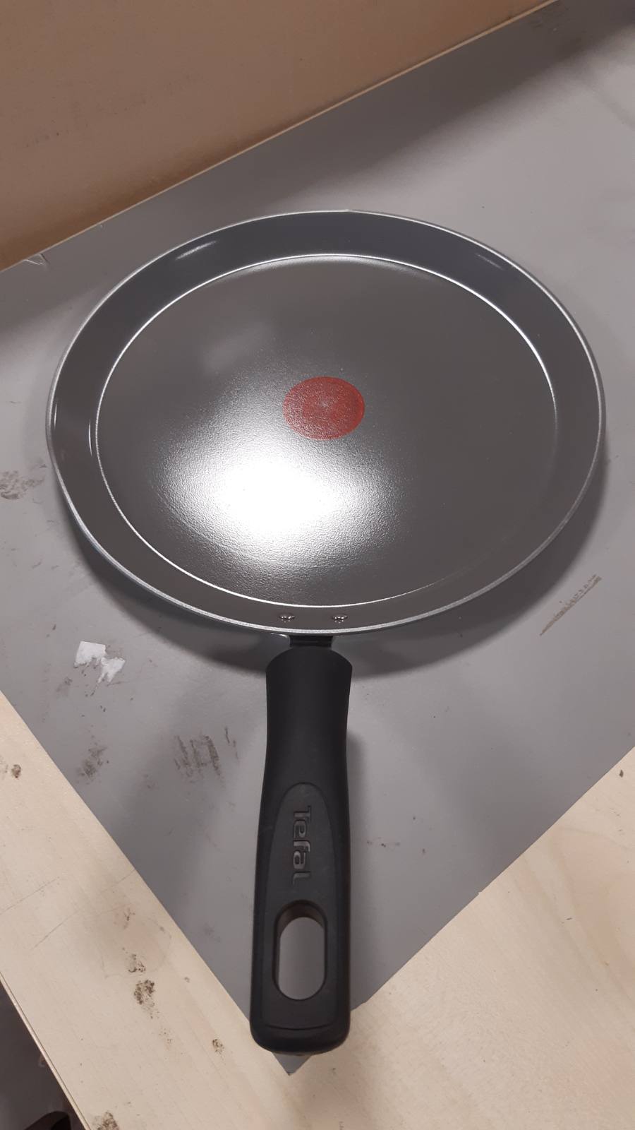 221855 - TEFAL Tigan për krepa 28cm, Makinë për krepa me induksion, Veshje qeramike, Termo-Signal, Prodhuar në Francë, Renew C4253913, Gri