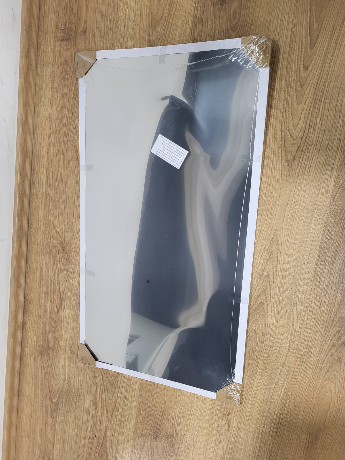 221921 - KOMPATKUES Mbrojtëse kuzhine prej çeliku inox të lëmuar, madhësia 90 x 50 cm, mbështetëse kuzhine e montuar në mur, panel magnetik