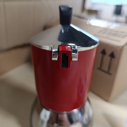 231441 - BIALETTI Aparat Kafeje me Induksion 'Fiammetta', Kapacitet 4 Gota (150ml), i Përshtatshëm për Të Gjitha Llojet e Sobave, i Kuq