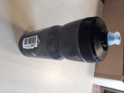 258413 - SHISHE UJI ZEFAL SENSE SOFT 80 PA BALTË, 800 ML - SHISHE UJI PËR ÇIKLIZËM DHE MTB ME MBROJTJE TË THITHKËS, E ZEZË E TYMOSUR
