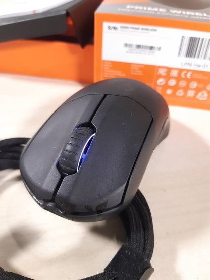 266258 - SteelSeries Prime Wireless Maus pa tel për lojëra me performancë të lartë - Jetëgjatësi baterie 100 orë - Sensor optik TrueMove Air me 18,000 CPI - Çelësa optikë magnetikë