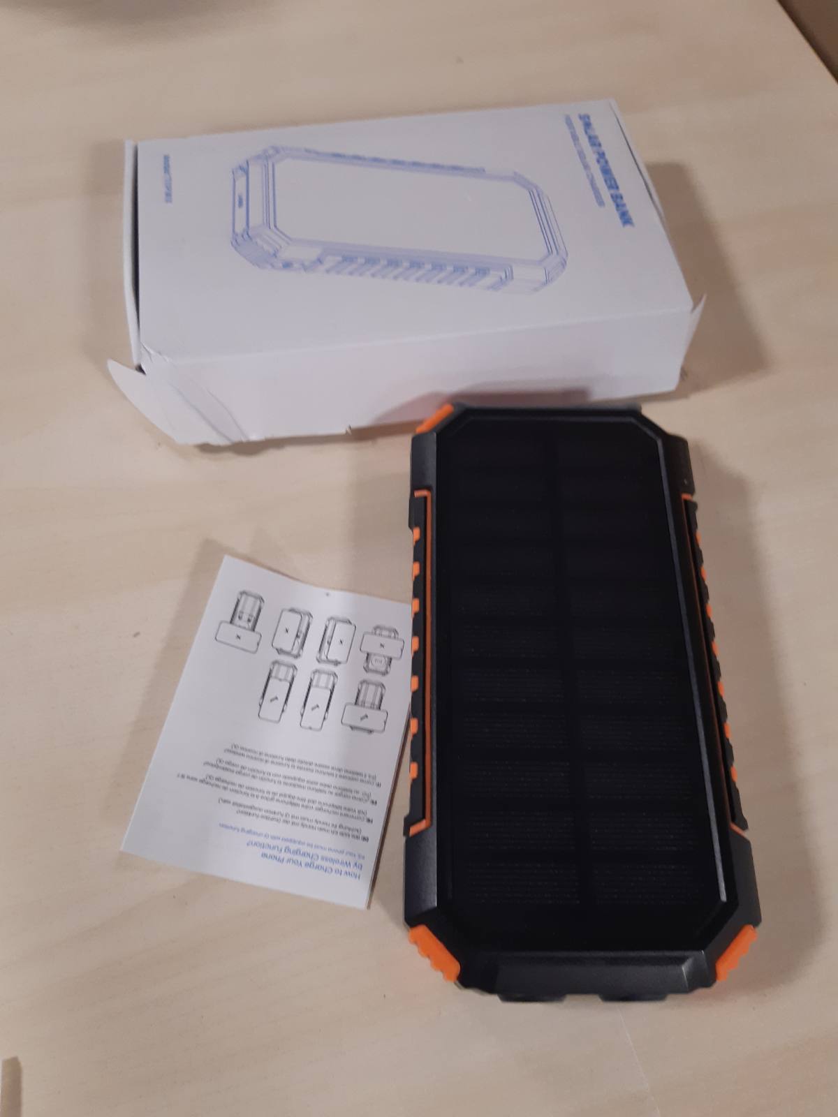 266466 - RIAPOW Bankë energjie diellore pa tel 27000mAh, karikim të shpejtë 22.5W, me 2 kabllo dhe dritë LED, USB C PD QC 3.0 për telefon dhe tablet kamping (portokalli)