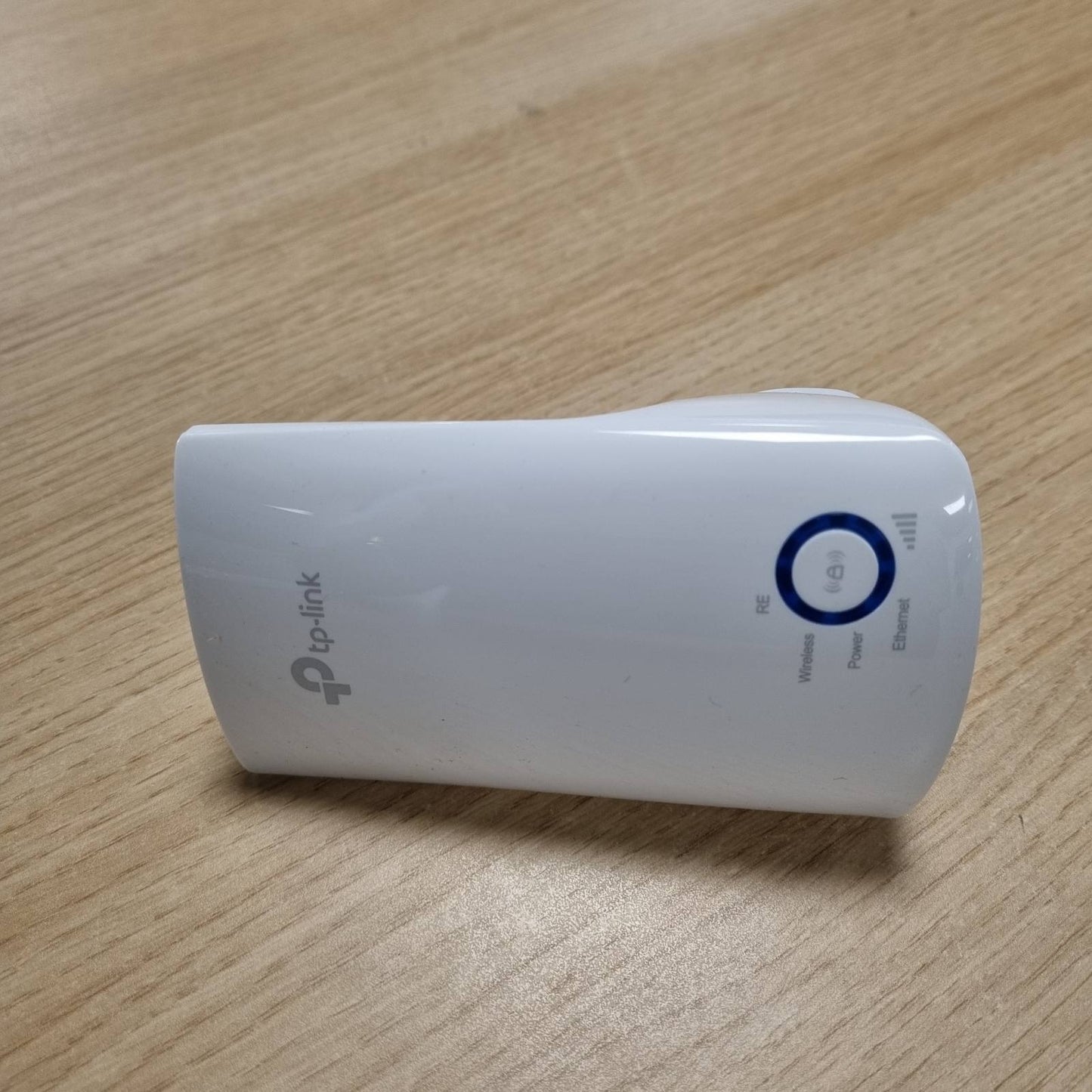 266755 - KENABLE TL WA850RE 300Mbps Wireless WLAN N Internet Extender Powerline UK, 006696