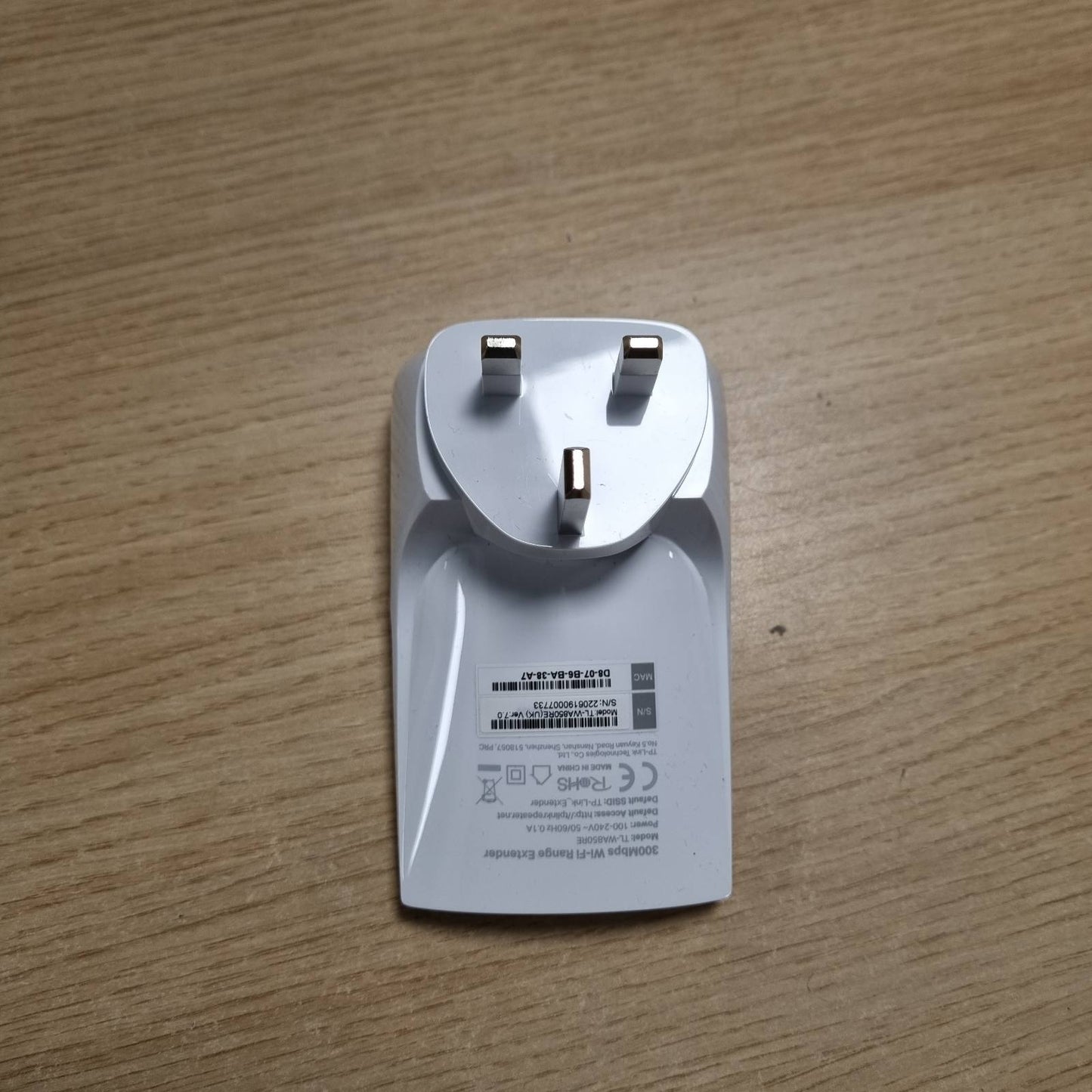 266755 - KENABLE TL WA850RE 300Mbps Wireless WLAN N Internet Extender Powerline UK, 006696