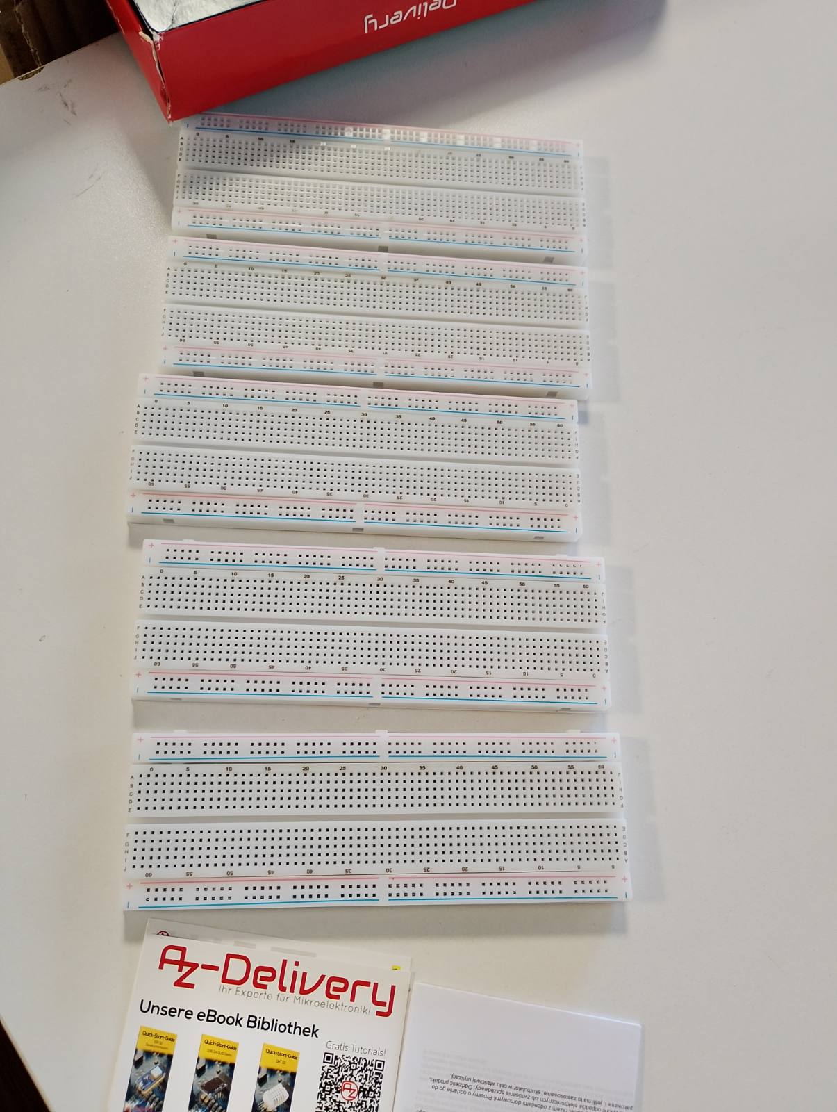 267301 - AZDELIVERY Pllakë Breadboard MB-102 5 x 830 kontakte, e pajtueshme me Arduino