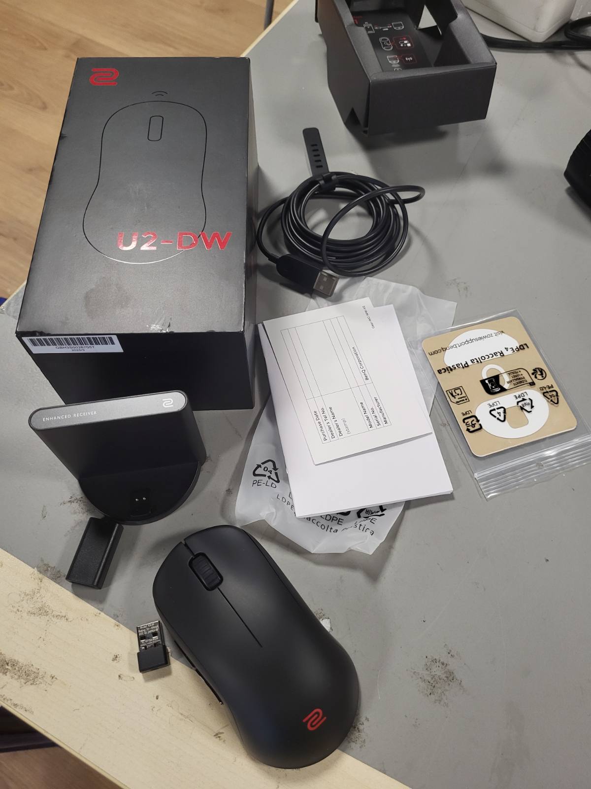 267587 - BENQ ZOWIE U2-DW – Maus pa tel 4K eSports, marrës i përmirësuar 4K, 60g, simetrik, pa shofer, sensor 3950, shpejtësi votimi 4K