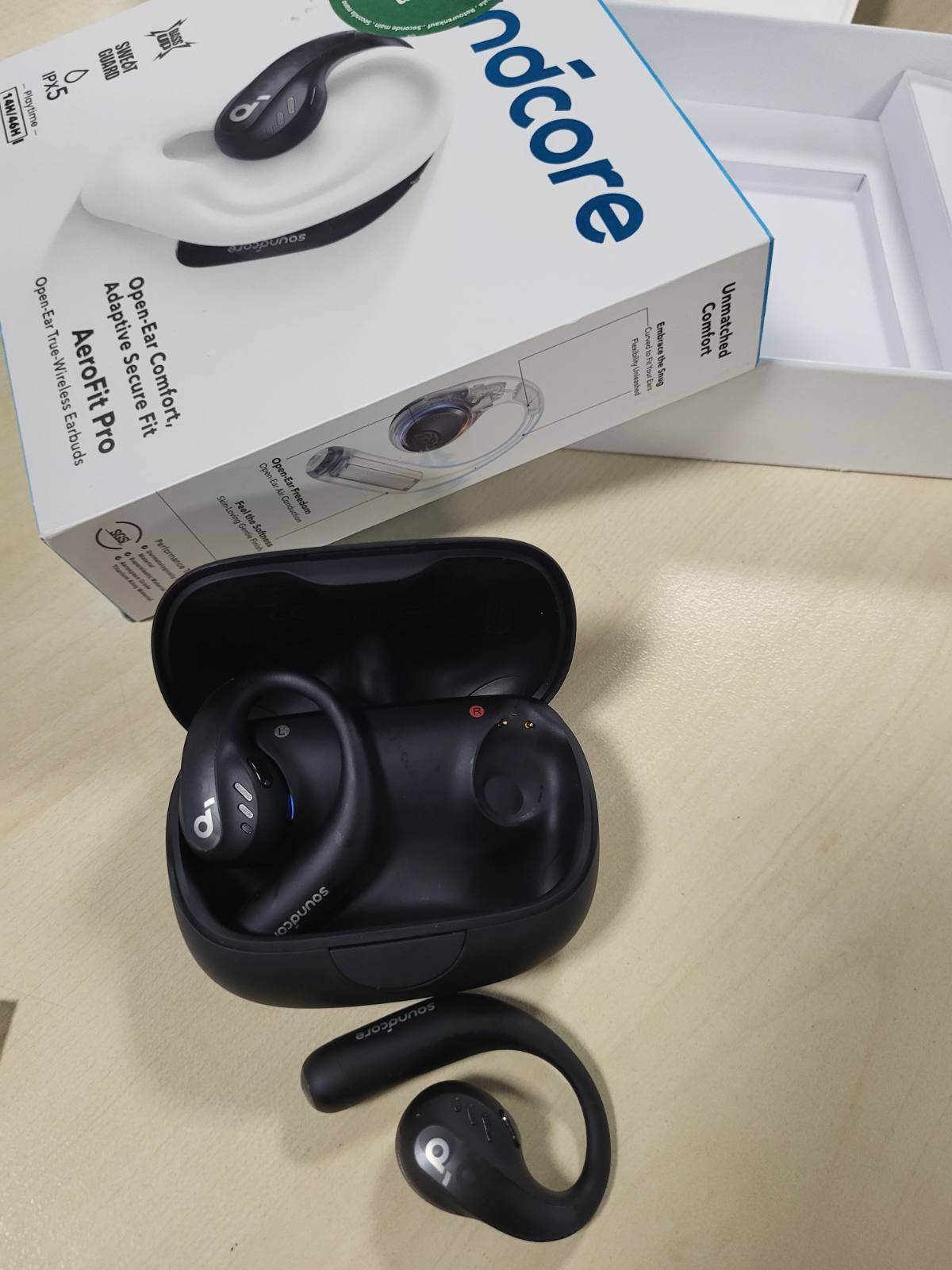 267609 - ANKER Kufje Soundcore AeroFit Pro me vesh të hapur, Jetëgjatësi baterie 46 orë, Tingull intensiv LDAC, Ultra të lehta, të rehatshme, dizajn ergonomik, Bluetooth 5.3, Rezistencë ndaj ujit IPX5, Aplikacion, Pa tel
