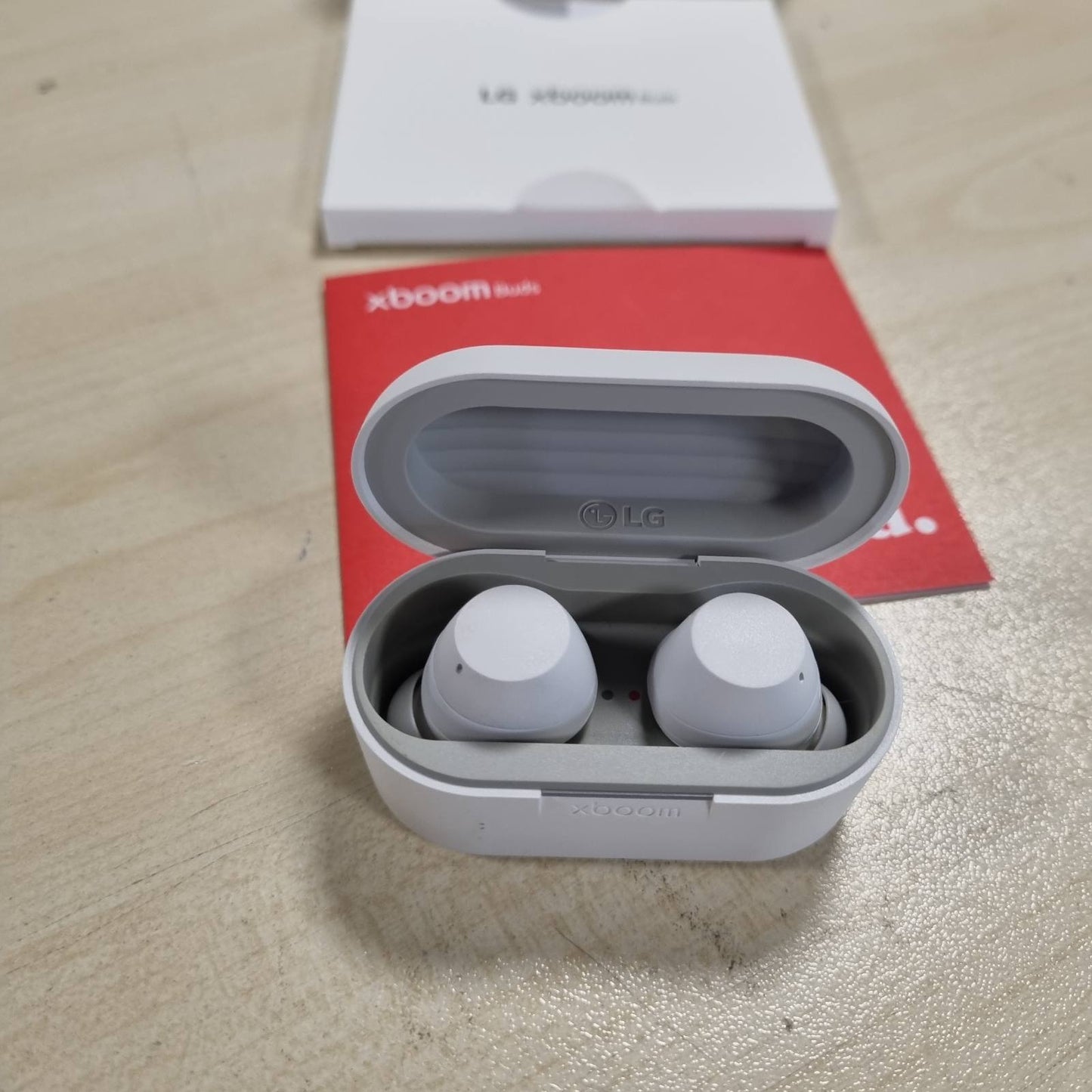 267644 - LG XBOOM BUDS – Kufje sportive Bluetooth, kufje pa tel për në vesh me anulim zhurme ANC, ngjyrë e bardhë