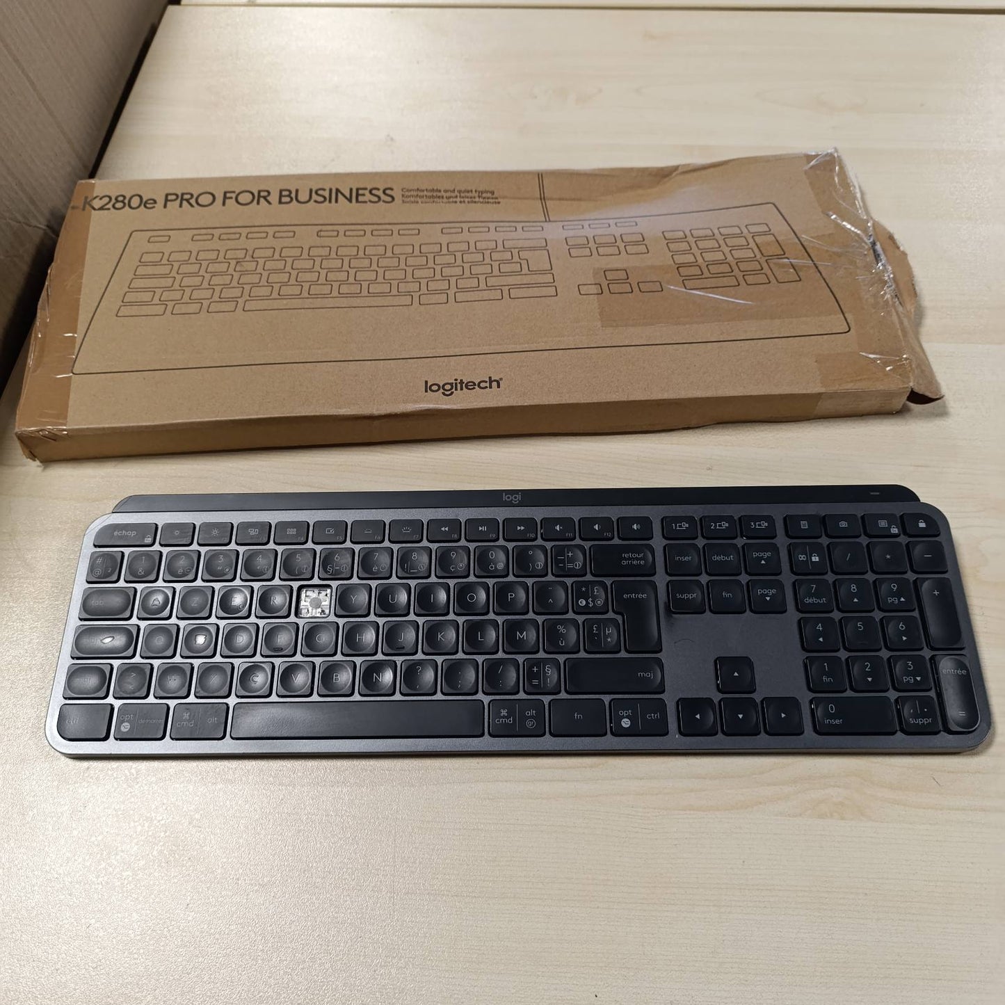 267677 - LOGITECH Tastiera MX Keys, frëngjisht AZERTY