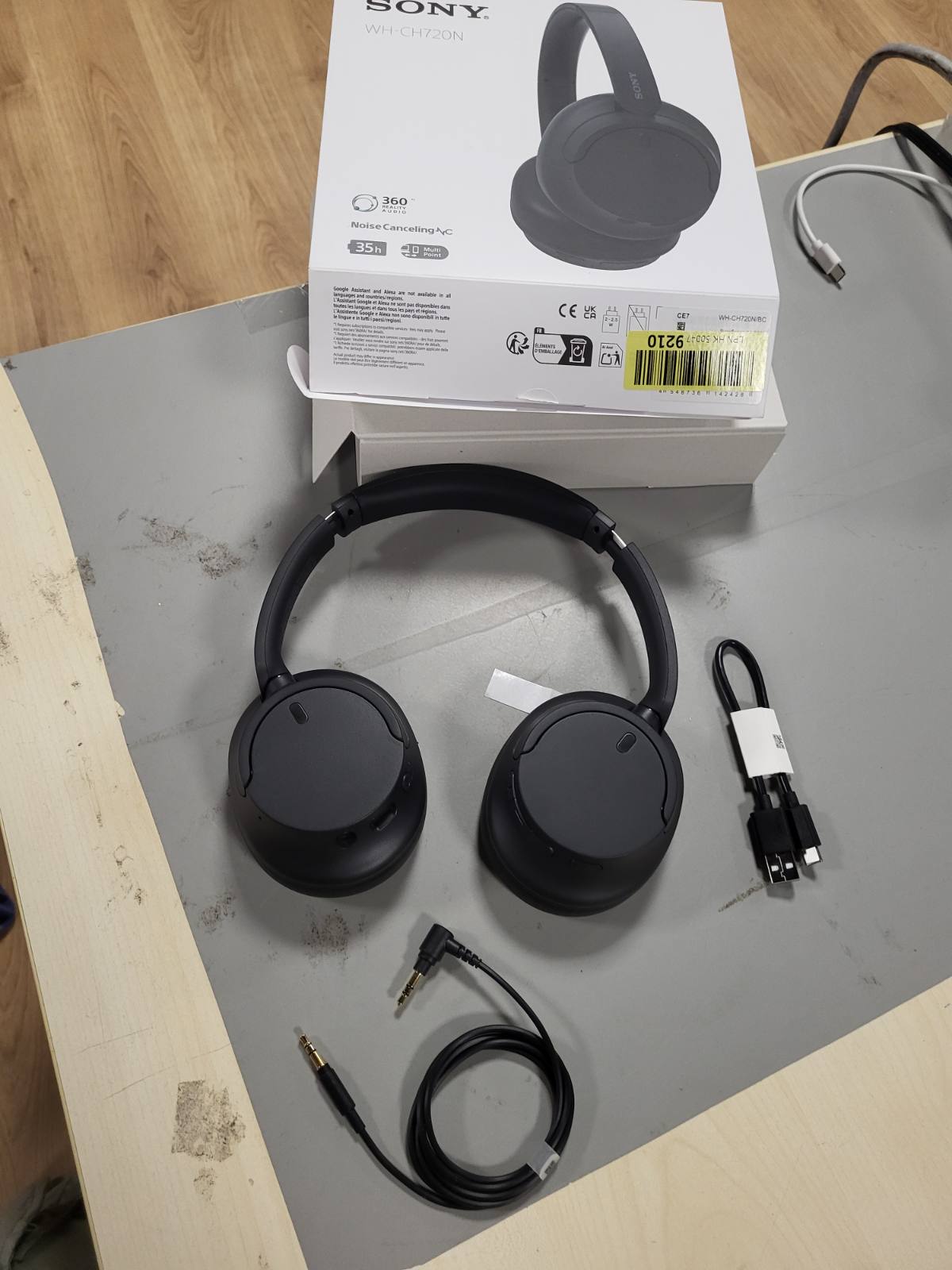 267696 - SONY WH-CH720N - Kufje pa tel Bluetooth me anulim zhurmash - Mikrofon i integruar - Jetëgjatësi baterie deri në 35 orë - Karikim i shpejtë - Ngjyra: e zezë