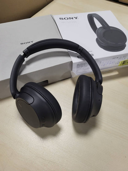 267700 - SONY WH-CH720N - Kufje pa tel Bluetooth me anulim zhurmash - Mikrofon i integruar - Jetëgjatësi baterie deri në 35 orë - Karikim i shpejtë - Ngjyra: e zezë