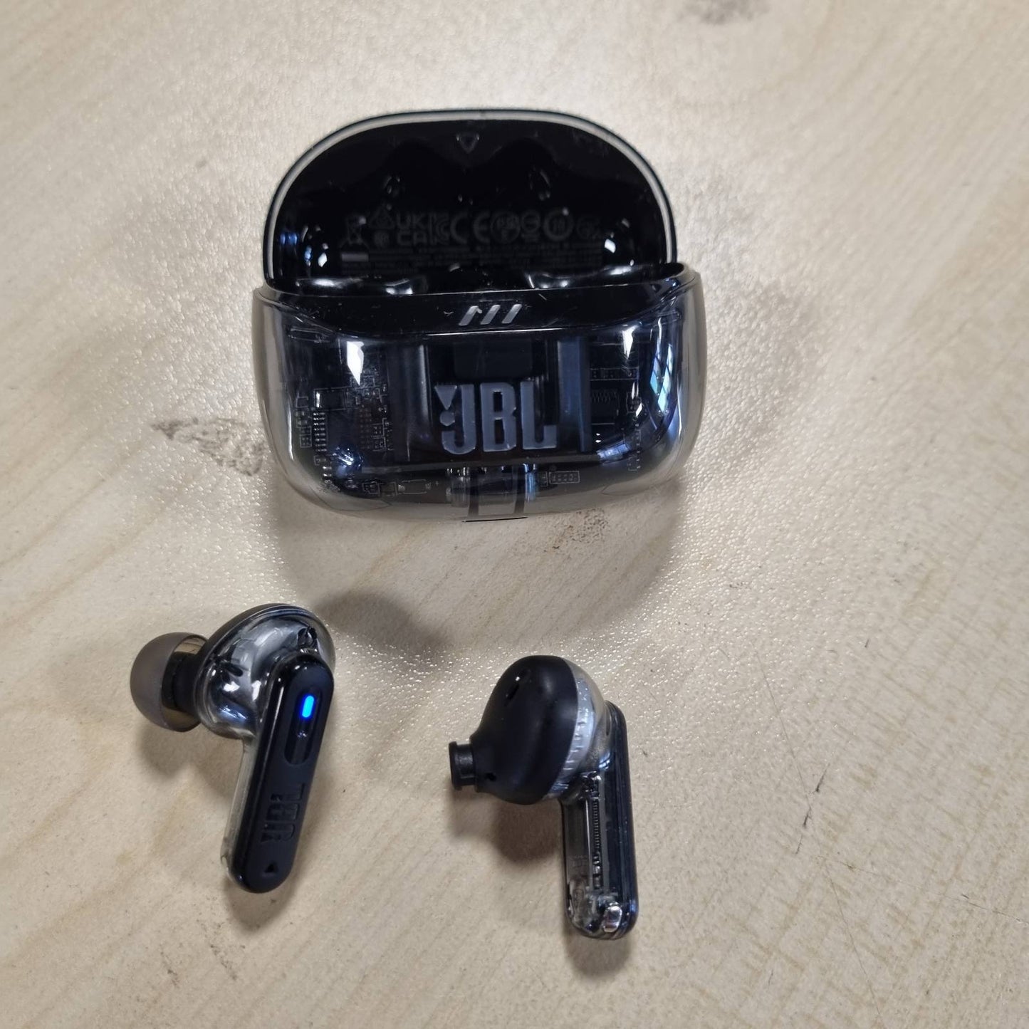 267716 - JBL TUNEBEAM GHOST 2, Kufje pa tel Bluetooth, Anulim zhurmash, Jetëgjatësi baterie 48 orë, Rezistencë ndaj ujit dhe pluhurit IP54, Lidhje me shumë pika, Ngjyra: Black Ghost