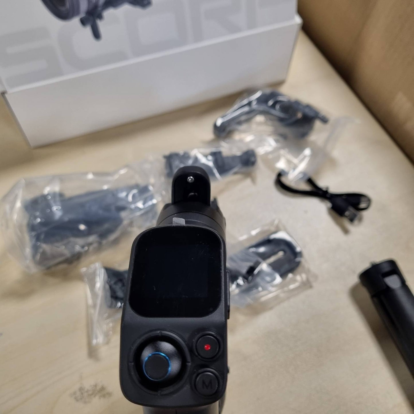 267996 - FEIYUTECH Stabilizues Kamere Gjithëpërfshirës me 3 Akse SCORP Mini-3 PRO, Stabilizues Portativ i Gimbalit me Sensor Ndjekjeje të Integruar AI