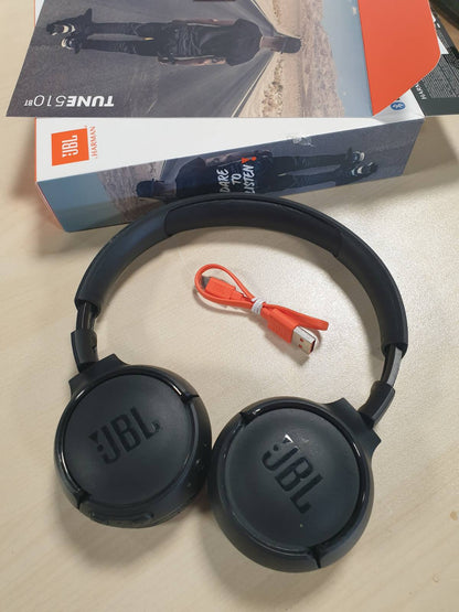 268110 - JBL Tune 510 BT – Kufje Bluetooth On-Ear – Të zeza – Kufje të palosshme – Jetëgjatësi e baterisë deri në 40 orë