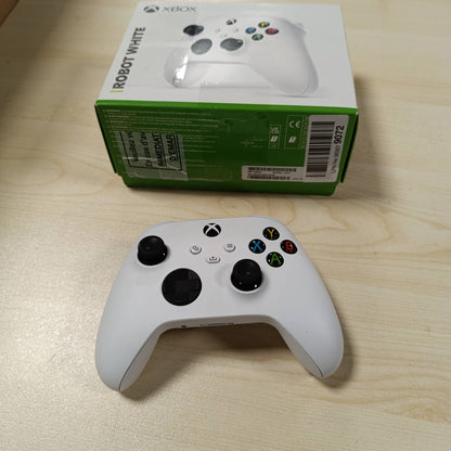 268148 - XBOX - One pa Fil - Robot White, Kompatibilitet: Series X, Series S, One, Windows 10 dhe 11, Android, iOS