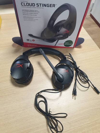 268214 - HYPERX HyperX Cloud Stinger, kufje lojërash për PC, DTS® Headphone X® Spatial Audio, Memory Foam, lëkurë e butë artificiale, mikrofon i rrotullueshëm me anulim zhurmash, e zezë