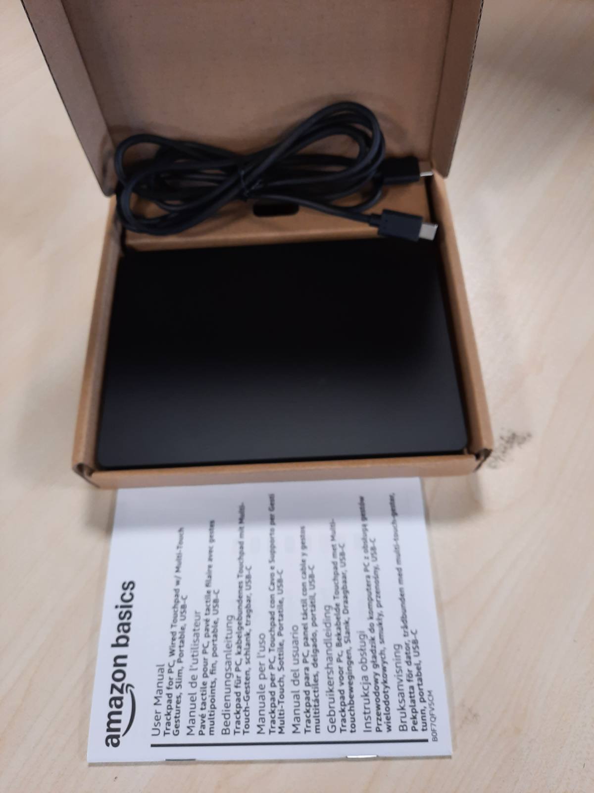 268476 - AMAZON BASICS Trackpad me shumë prekje, Touchpad USB-C me tel për PC Windows, Kabllo 1.8 m, i zi