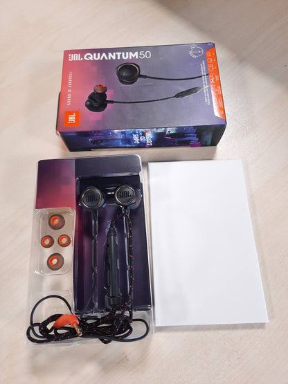 268559 - JBL Kufje për Lojëra Quantum 50 me Tel, Kufje Lojërash me Mikrofon, Kompatibilitet me Shumë Platforma për PC dhe Konzola, ngjyra të zeza