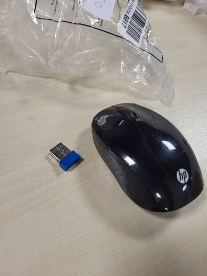 268650 - HP Maus pa tel 200 - 2.4 GHz, sensor 1000 dpi, ergonomik, jetëgjatësi baterie 12-mujore, përfshin bateritë AAA, e zezë