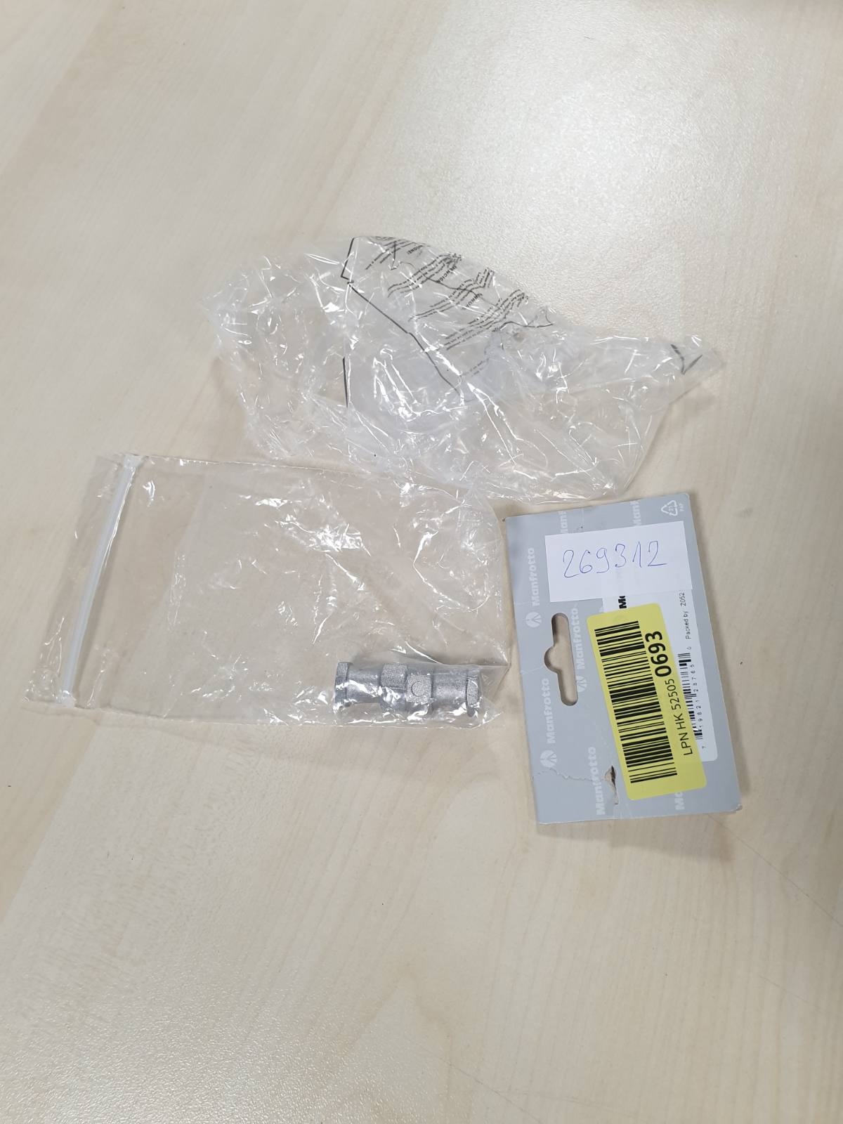269312 - MANFROTTO, SULMUESI PËR 2.035, DIMENSIONE: 15X5 CM, MATERIAL: METAL