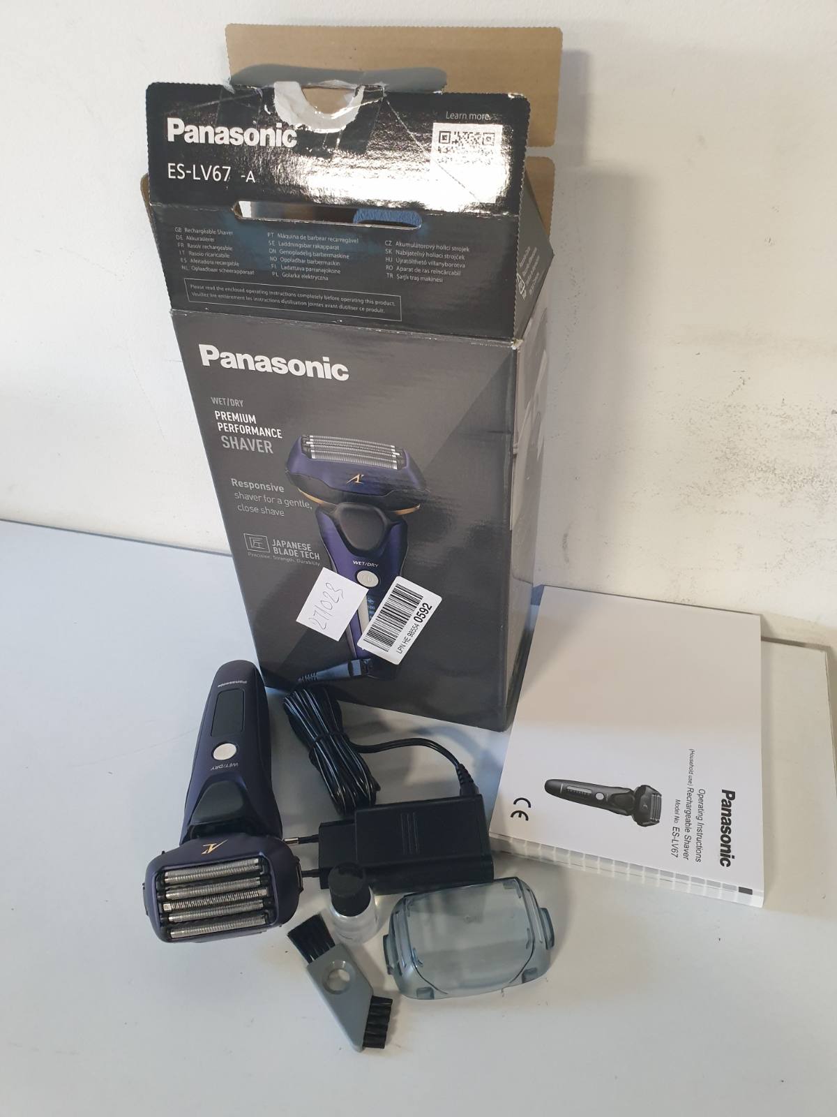 271023 - PANASONIC Makinë rroje Series 800 ES-LV67, 5 tehe, motor linear me shpejtësi të lartë, ngjyrë vjollcë