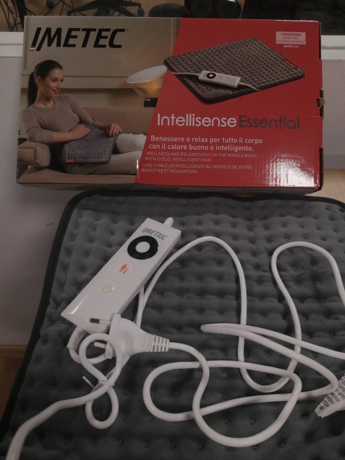 271248 - IMETEC Intellisense Essential, jastëk ngrohës shumëpërdorimësh, 40x35 cm, pëlhurë hipoalergjike, 5 temperatura, siguri me bllok elektro, lahet në lavatrice