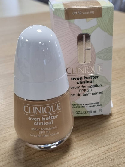 271336 - CLINIQUE Fondatinë Even Better Clinical Serum SPF 20 Mbulim të Plotë 30 ml