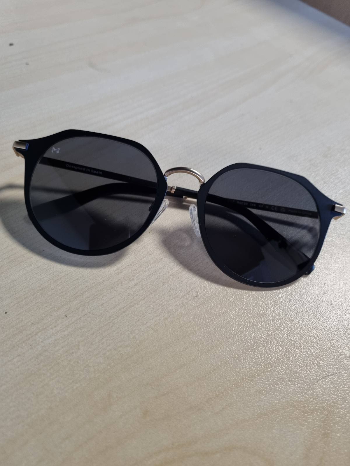 271541 - HAWKERS Syze dielli WARWICK METAL për burra dhe gra