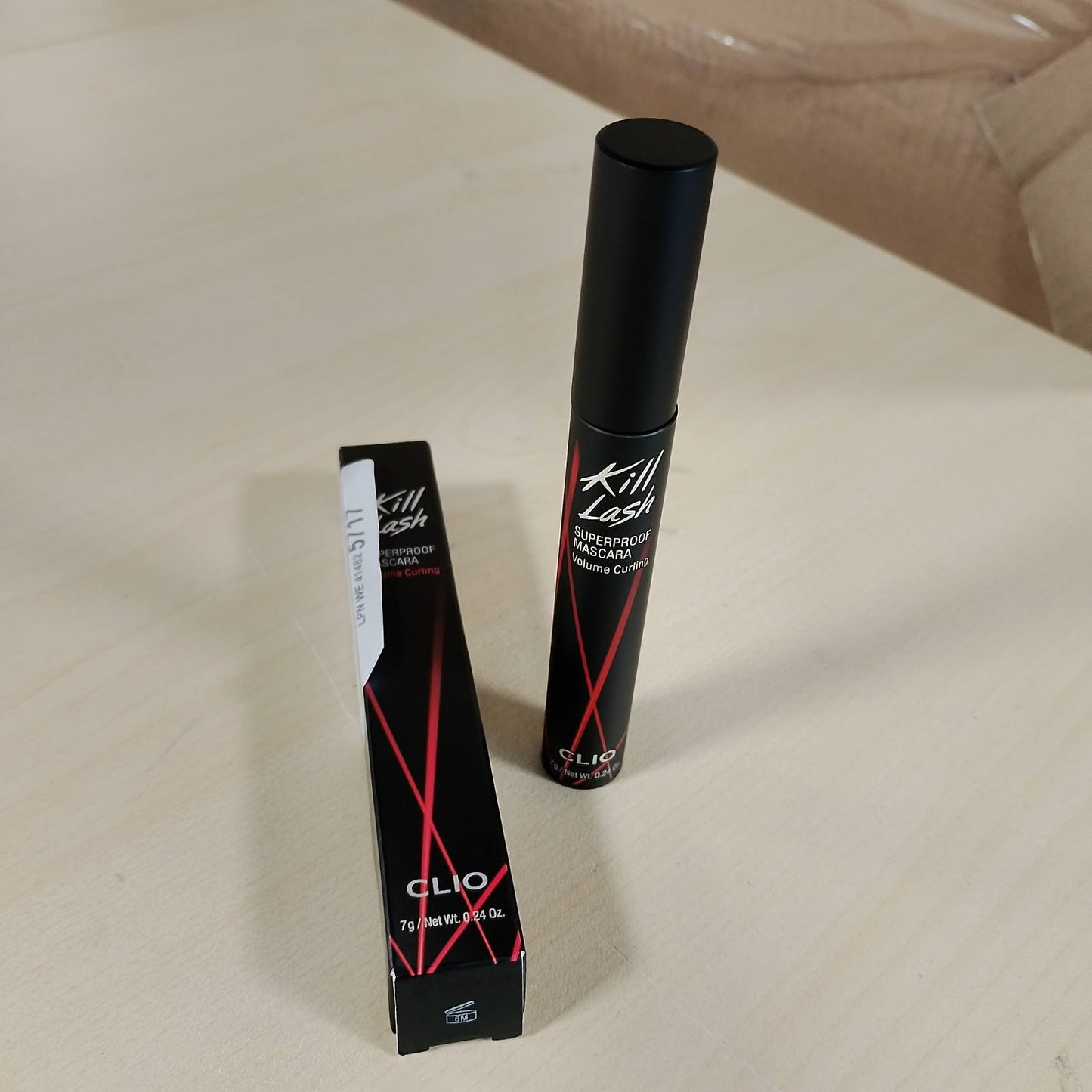 271656 - CLIO Maskara Kill Lash Superproof, 02 Volume Curling, Qëndrueshme, e Ujitshme, Rezistent ndaj Njollave, e Zezë