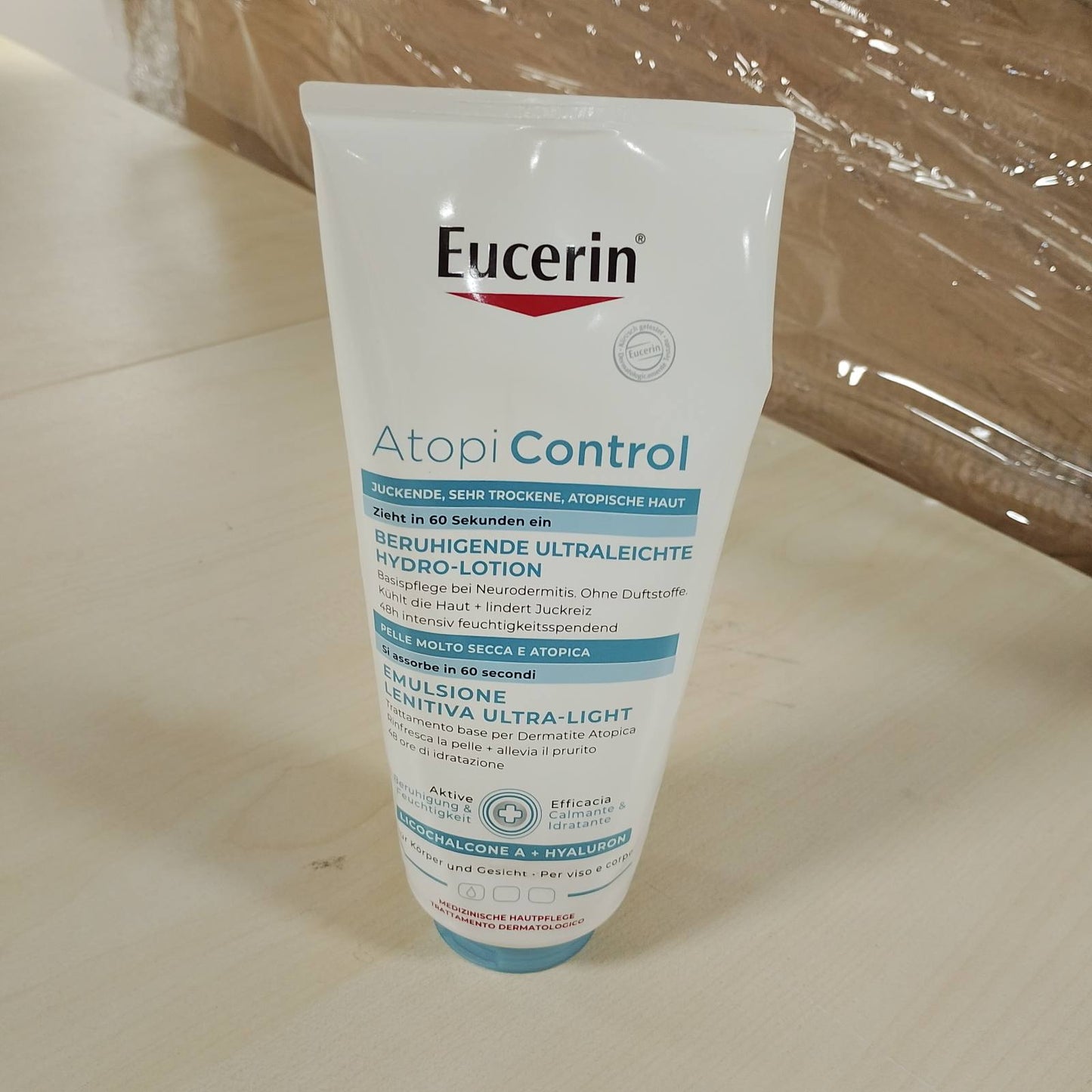 271856 - EUCERIN Atopi Control Ultra-Light Soothing Body Emulsion, 400 ml