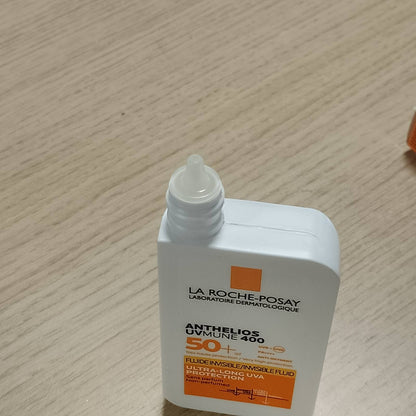 271864 - LA ROCHE-POSAY Lëng mbrojtës nga dielli për fytyrën, SPF 50+, 50 ml, për lëkurë të ndjeshme dhe alergjike, me filtër UV Mexoryl 400, Anthelios Invisible Fluid UVMune 400