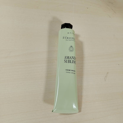 271921 - L'OCCITANE Krem për Duar me Bajame (Amande Sublime), 75 ml, Teksturë e lehtë dhe aromë delikate