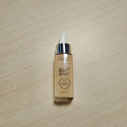 271924 - L'ORÉAL PARIS Serum i Ngjyrosur Accord Parfait, 1% Acid Hialuronik të Pastër dhe 7% Glicerinë, Përfundim Natyral, Mesatar (4-5)