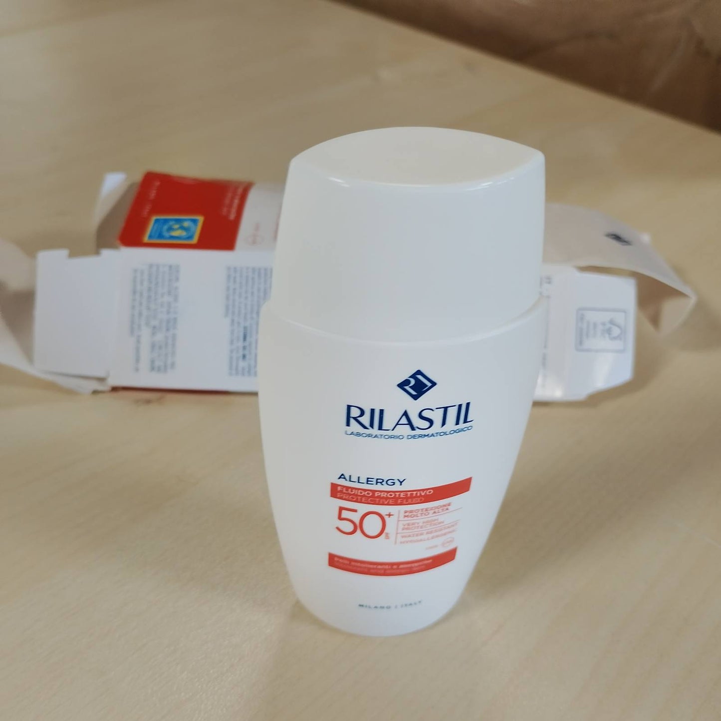 271979 - Rilastil Krem mbrojtës nga dielli për fytyrën Allergy, SPF50, rezistent ndaj ujit, 50 ml