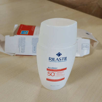 271979 - Rilastil Krem mbrojtës nga dielli për fytyrën Allergy, SPF50, rezistent ndaj ujit, 50 ml