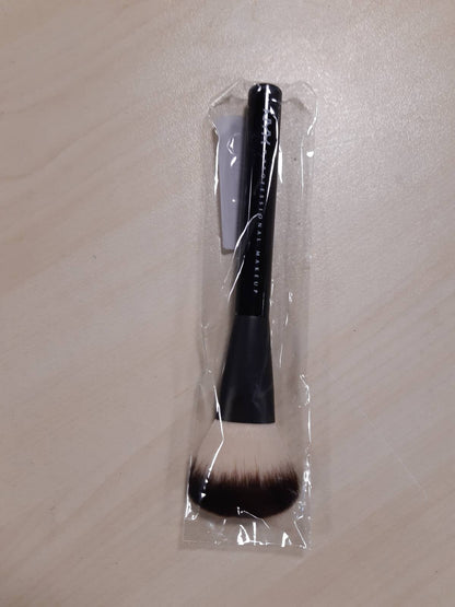 272044 - NYX PROFESSIONAL MAKEUP PUDËR ME FURÇË PËR MAKIJAZH PROFESIONAL