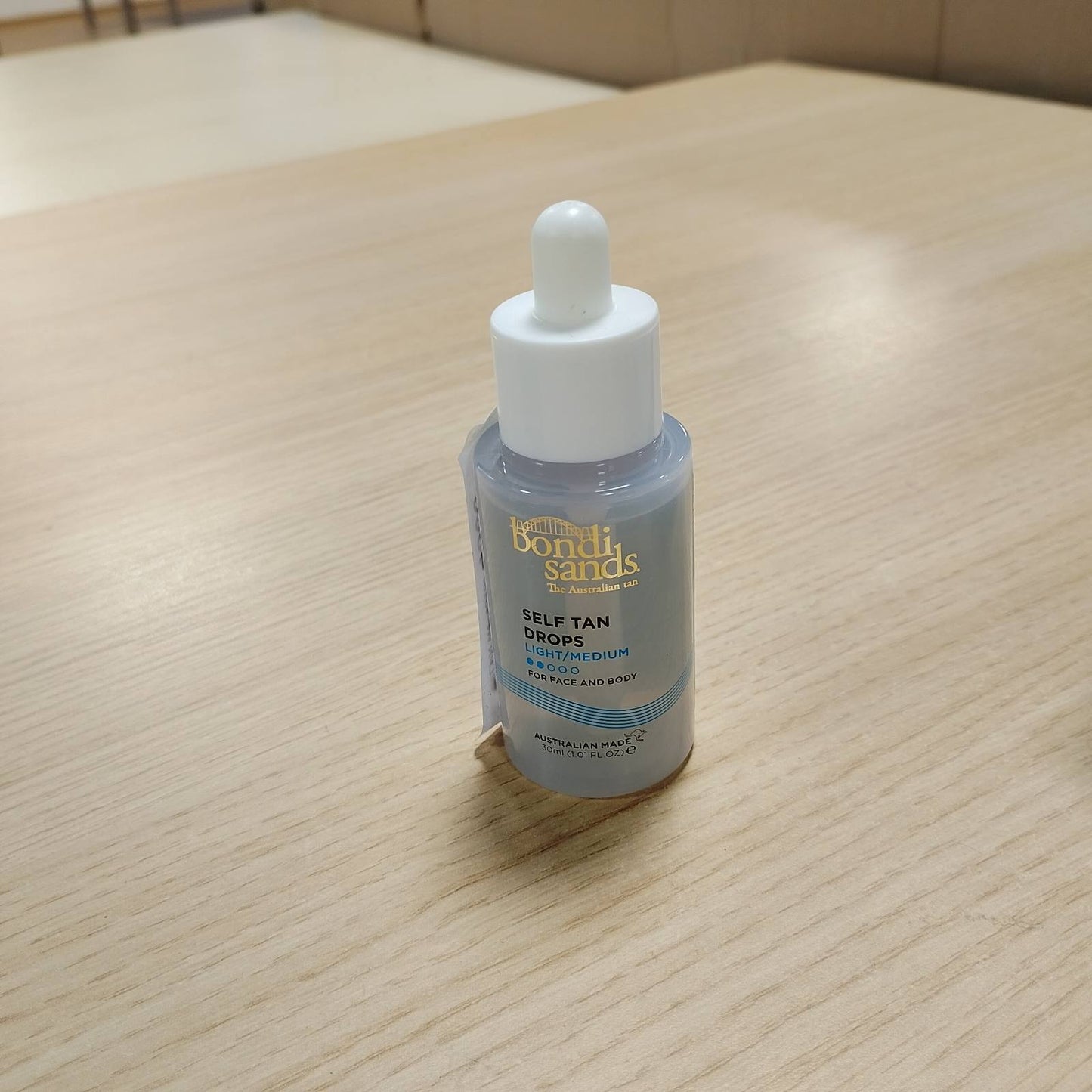 272128 - BONDI SANDS Pika vetënxirjeje Light/Mesatare, 30 ml